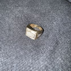 Men’s 10K! Gold Pinky Ring 💫 