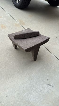 Mexican Metate And Mano. Authentic Volcanic Basalt Molcajete  Tejolote