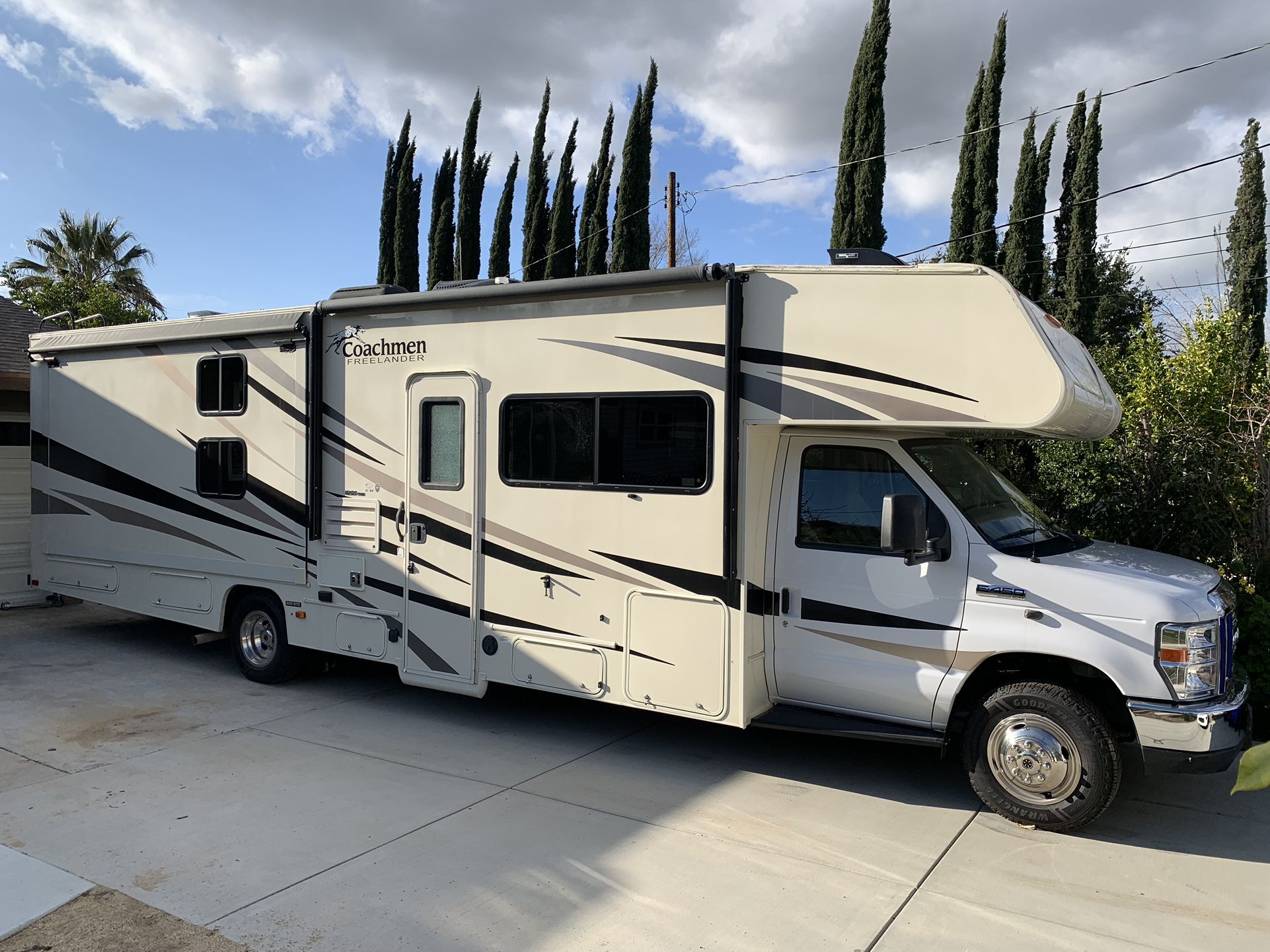 2019 Coachman Freelander 31BH