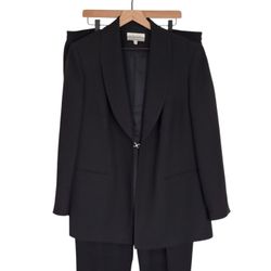 August Max Collectibles Woman 2 PC Black 18W Fully Lined 