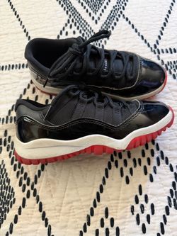 Boys Jordans size 13