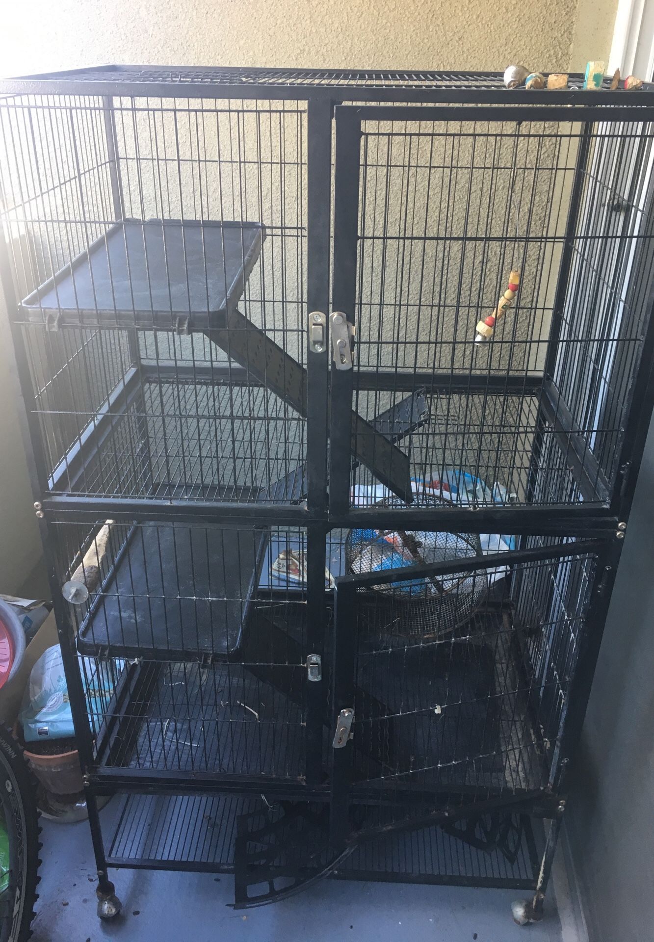 Small pet cage