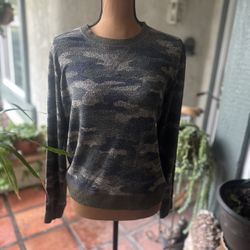 Lucky Brand Lightweight Green Camouflage Crew Sweatshirt Soft Women's Medium