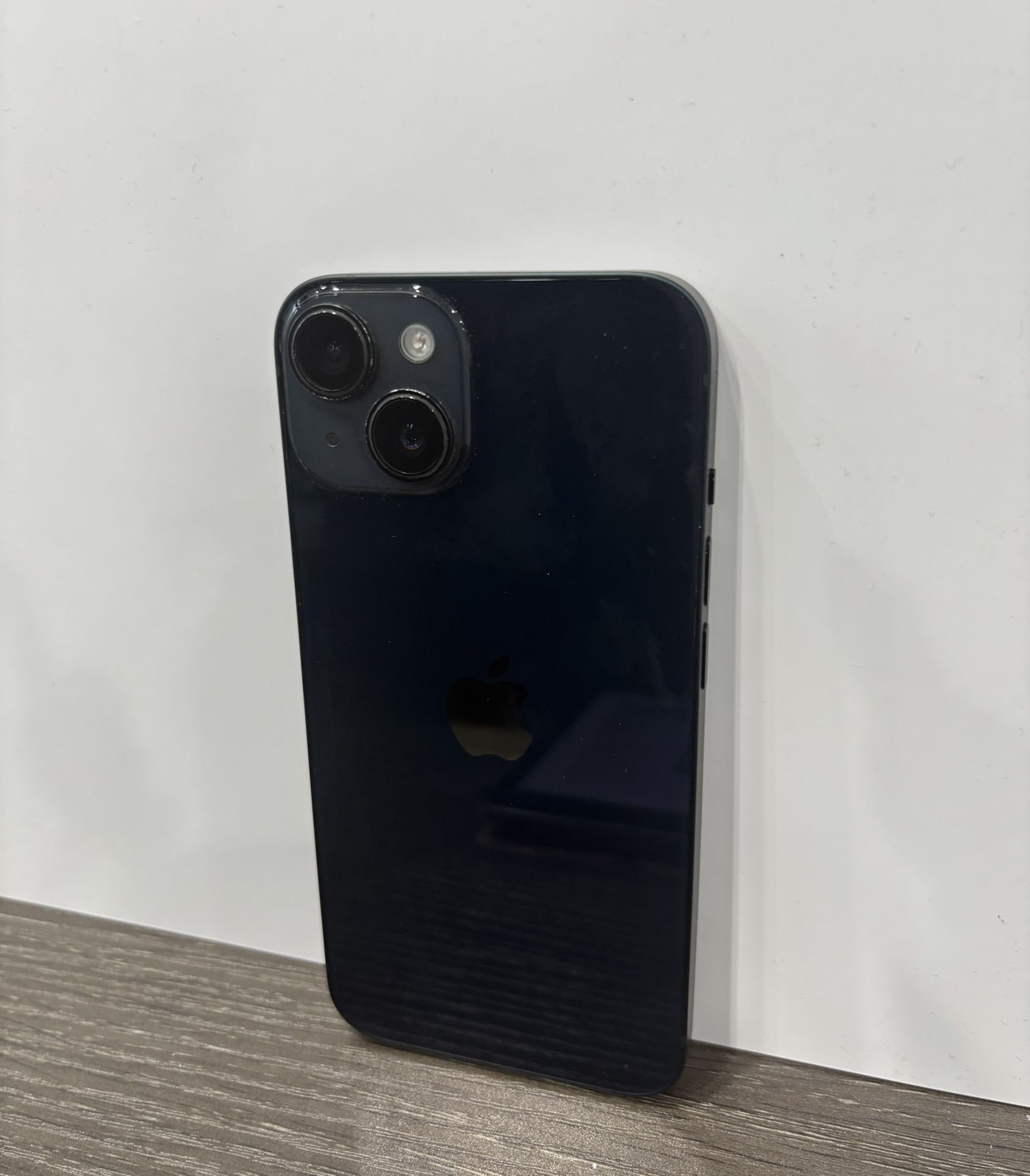 Apple Cell Phone 14