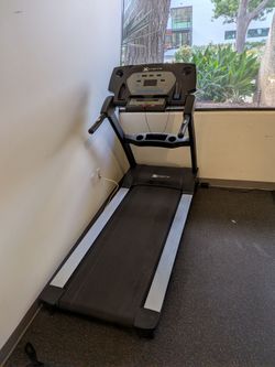 Xterra TR800 treadmill