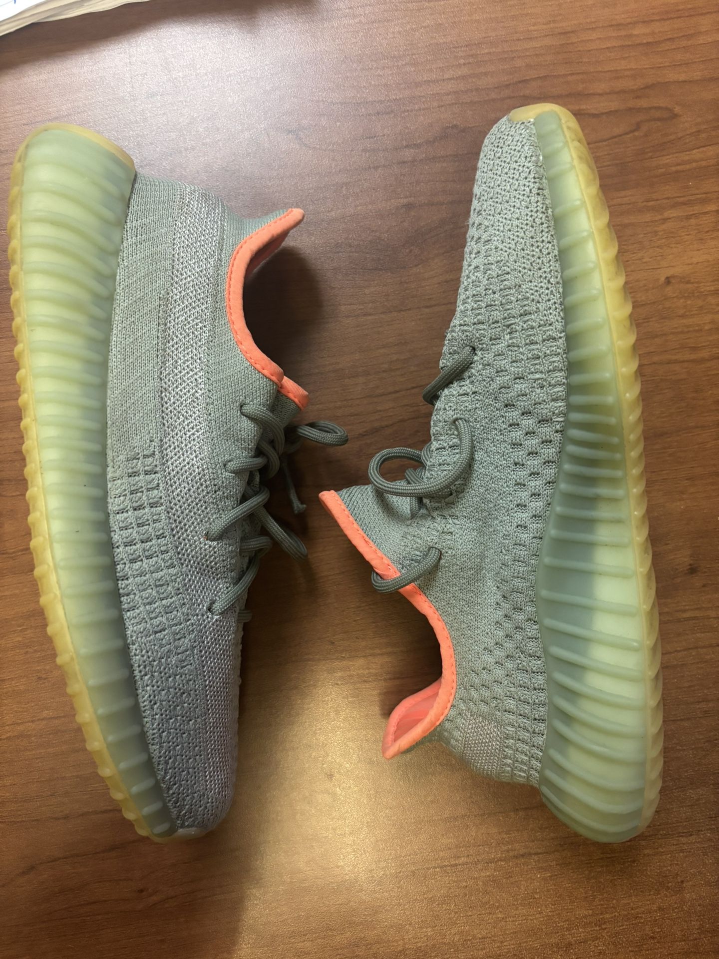 Adidas Yeezy Men’s Size 7.5