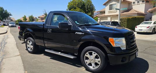 2009 Ford F-150 Regular Cab V8