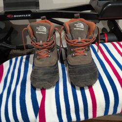 Kids North face Waterproof Hiking Boots Size 3