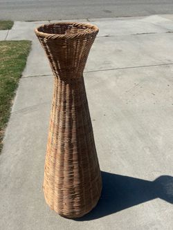 Floor vase