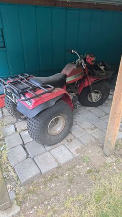 1982 honda big red 200E three wheeler atc