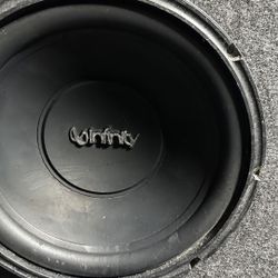 10” Infinity Subwoofer wirh 400 Watts Amp And Box