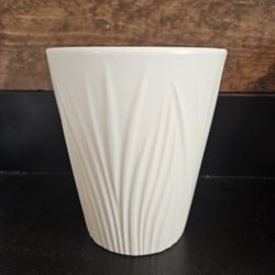 Ceramic Textured White Vase 