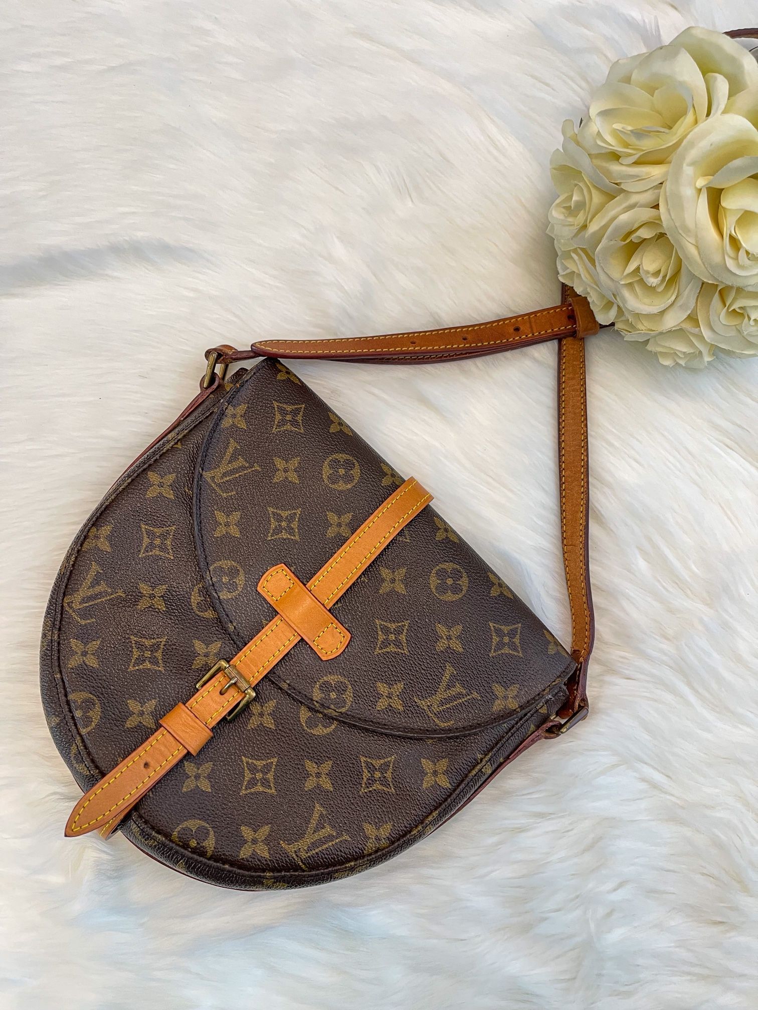 Louis Vuitton Chantilly MM Monogram Crossbody Bag