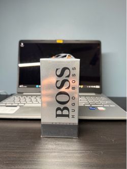 HUGO BOSS Bottled Eau de Toilette Spray, Regular 3.3 fl oz Woody Apple