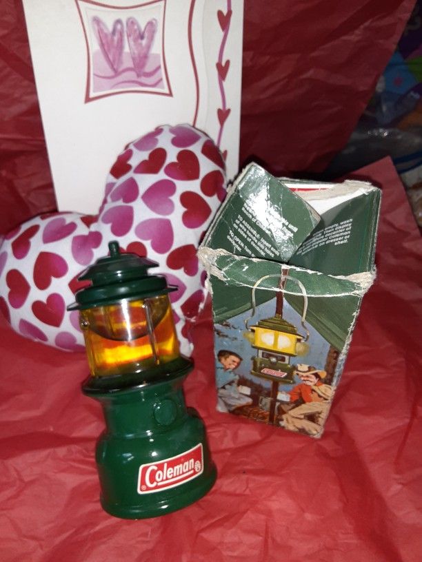 Avon Coleman Latern Collectable Cologne