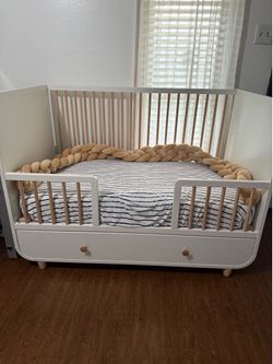 IKEA MYRELLA Crib with drawer