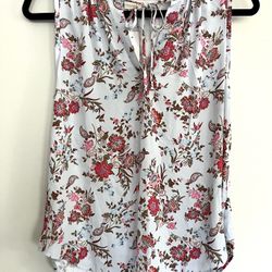 New! Woman’s Tank Top Size S