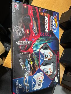 Hot Wheels AI Smart Track Street Racing Edition