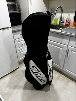 Titleist Mid Size Golf Cart Bag