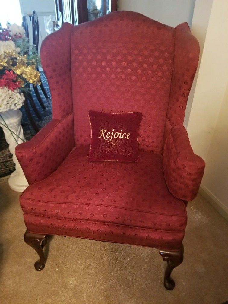 victoran high seat chair in good codition