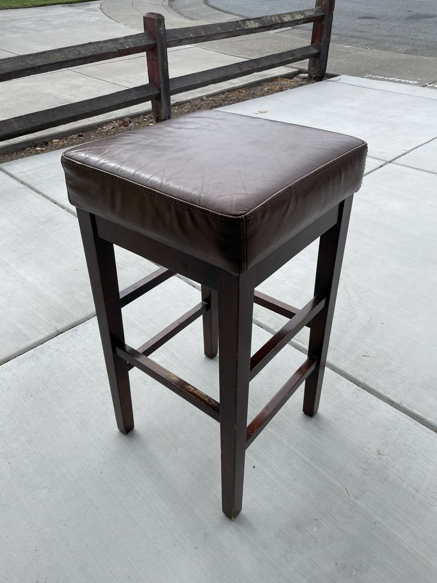 High Chair With Leathered Cushion ( Free)