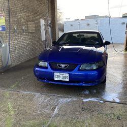 2004 Ford Mustang