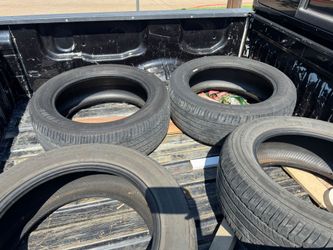 245/55r19 100  almost new