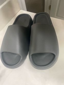 Yezy slides