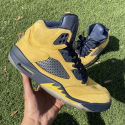 Sz 11 Jordan 5s Michigan $100 FIRM NO TRADES