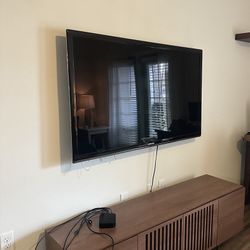 58 Inch Samsung TV