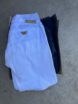 Box Of 11 Designer Men’s Jeans Size 30-31