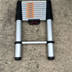 Compact Telescoping Ladder 10ft 7”