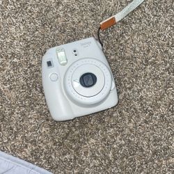 Polaroid Camera 