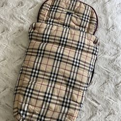 Burberry baby Bunting 