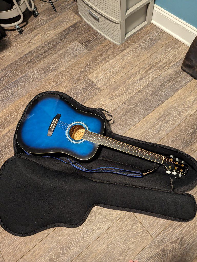 Delta Acoustic Guitar With Strap And Accessories 