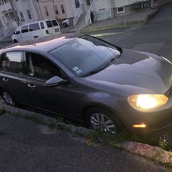 2010 Volkswagen Golf