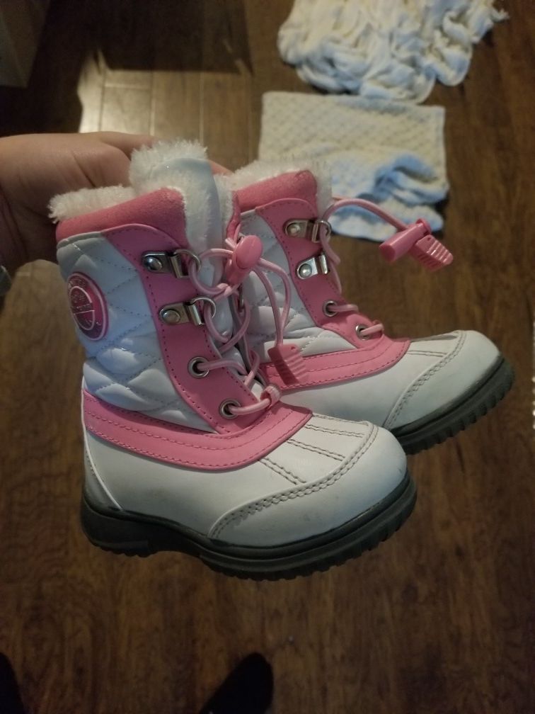 Kids snow boots 6c