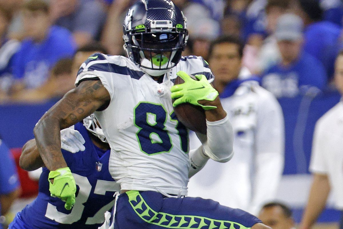 Seahawks Vs Titans Home Opener Sunday.19th