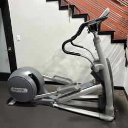 Precor Elliptical EFX 546i 