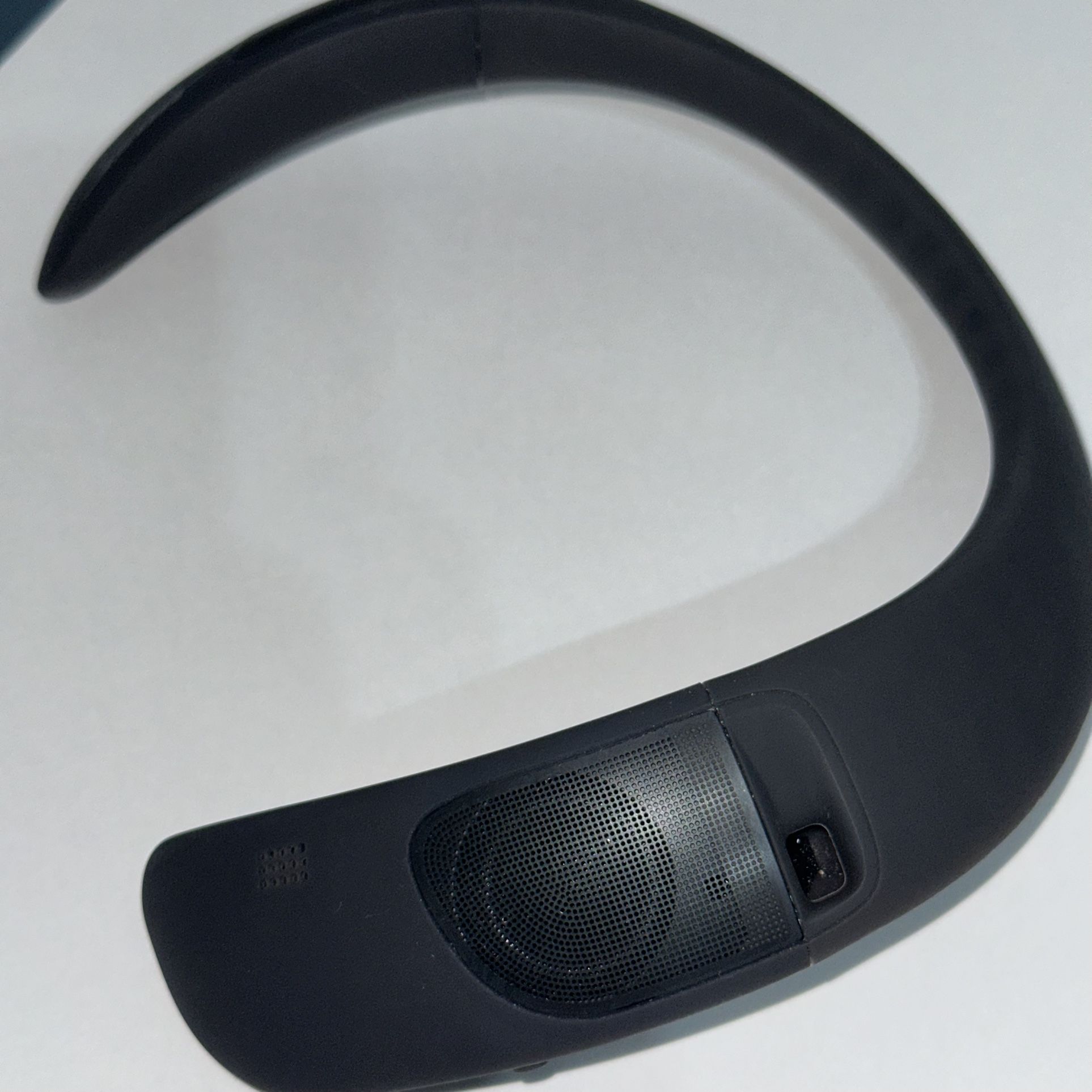 Bose SoundWear Companion Portable Wireless Bluetooth Wearable Neck