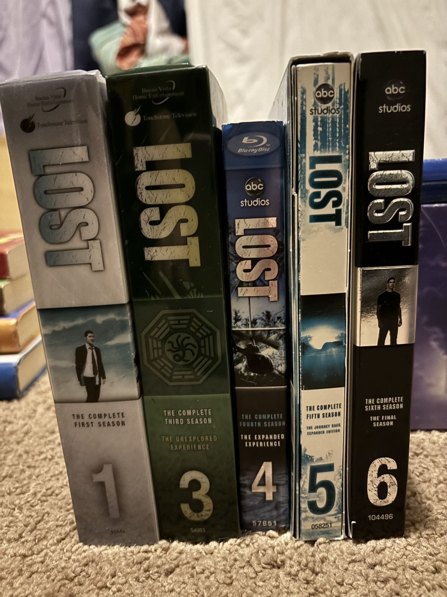 LOST BOX SET