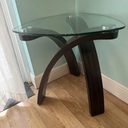 2 Coffee Tables 