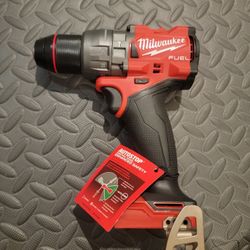 Milwaukee M18 Hammer Drill 1/2 Inch