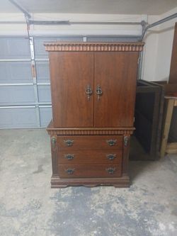 Red Oak Dresser