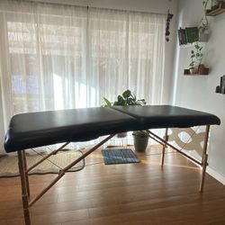 Like New Massage Table