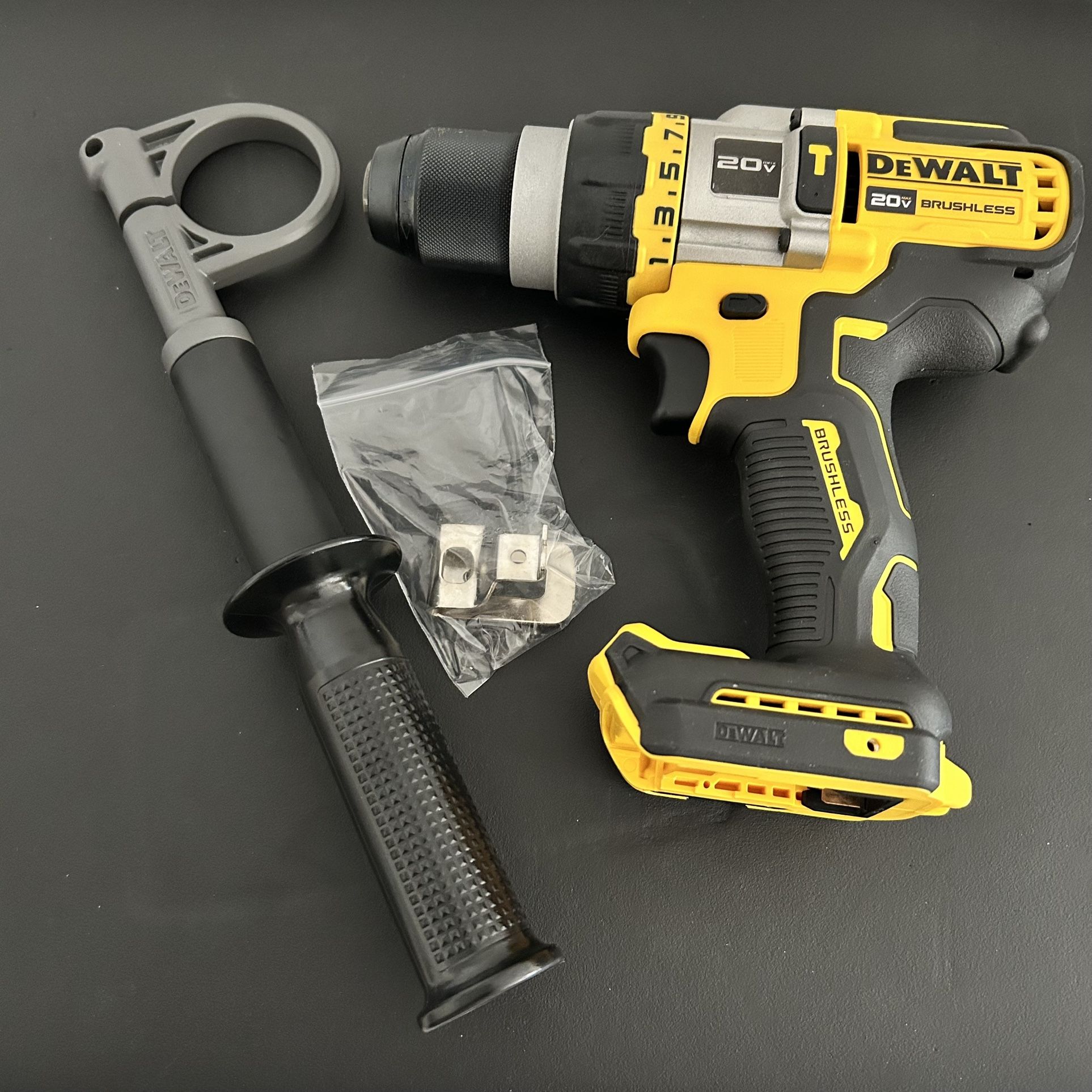 New Dewalt Hammer Drill 3-speed (Tool-Only)