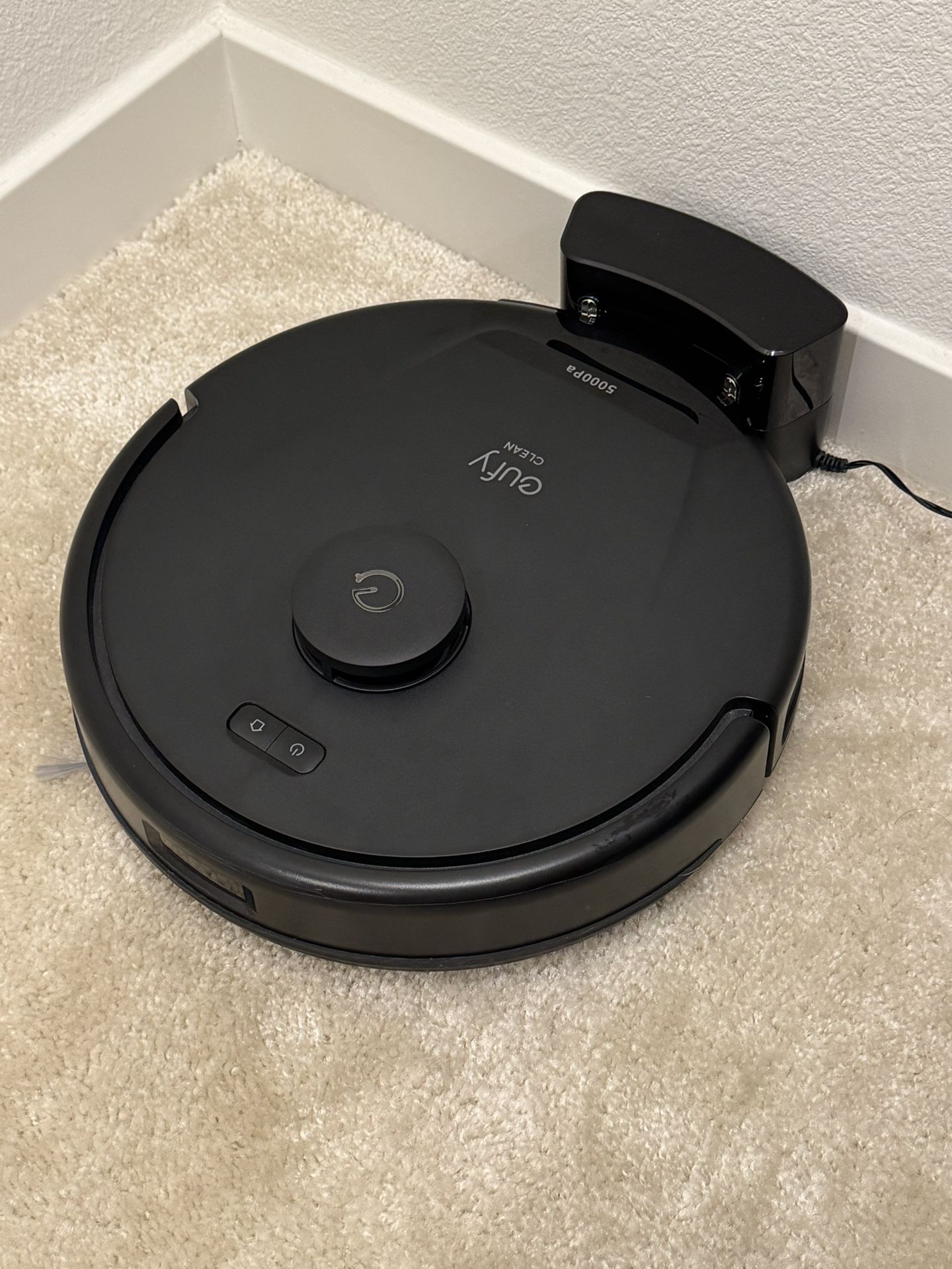 eufy L60 Robot Vacuum, Ultra Strong 5,000 Pa Suction, iPath Laser Navigation, for Deep Floor Cleaning, Ideal for Hair, Hard Floor