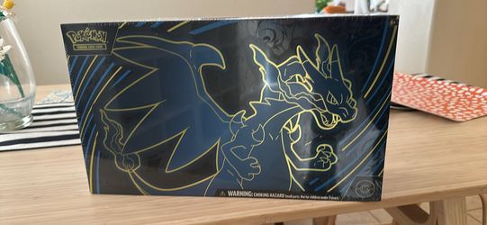 Charizard ultra premium collection
