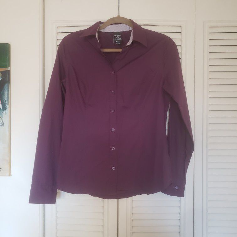 Button Up Dress Shirt - Women's: Sm