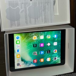 APPLE IPAD (9 Genaration)  WiFI PICK UP 2DAY!